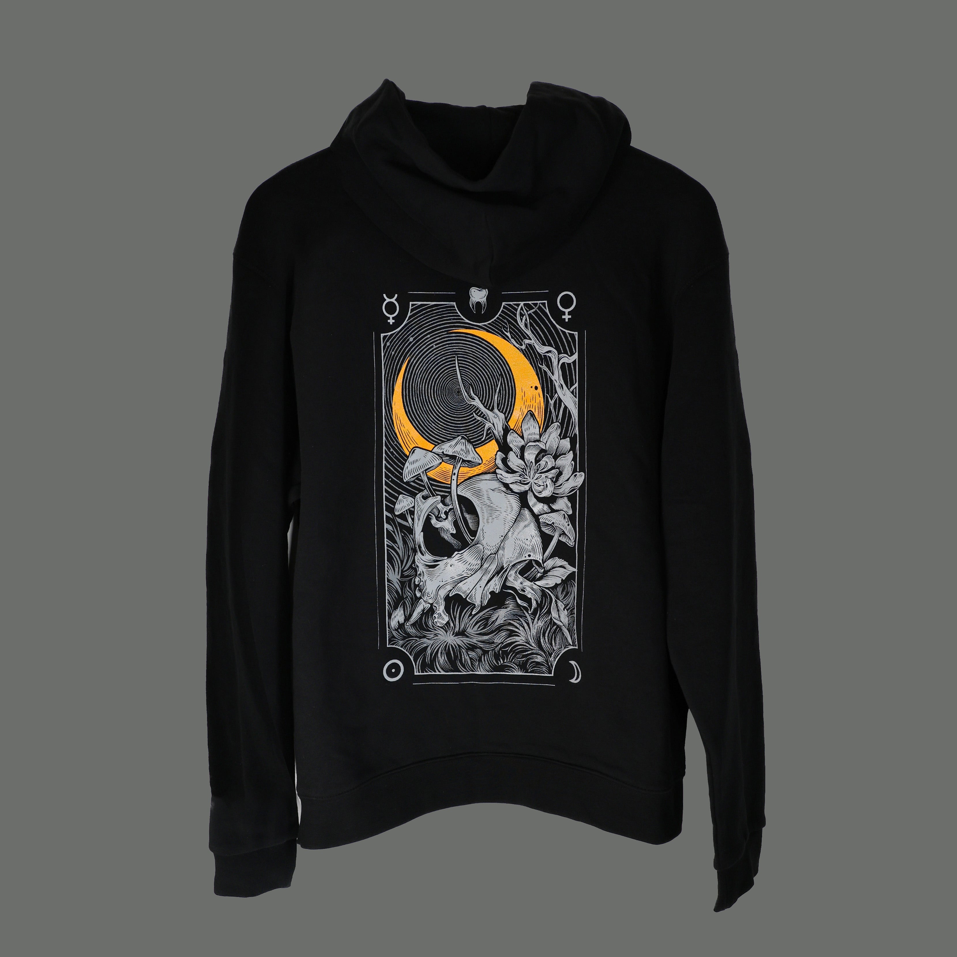 Hoodie Lunar Bloom – Tierschädel Siebdruck Rückansicht schwarz | Grim Alchemy St. Gallen